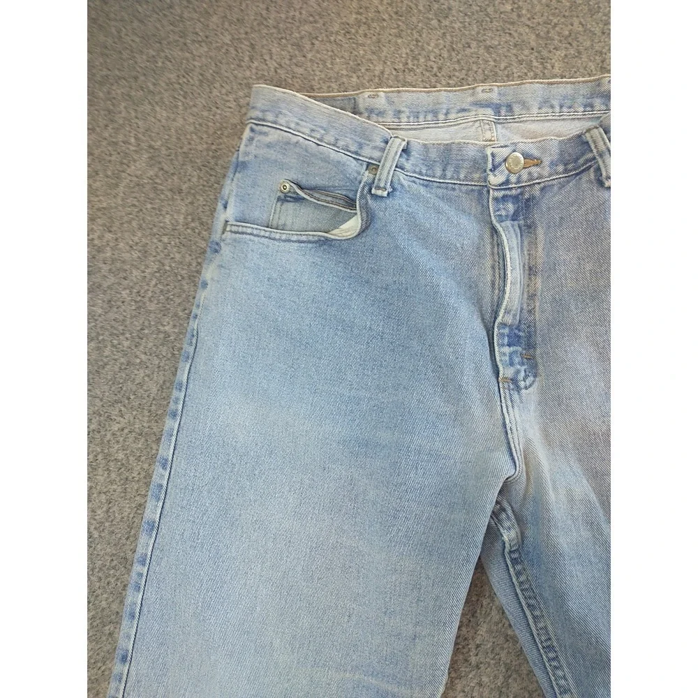 Wrangler Authentics Mens Light Wash Straight Leg Denim Jeans 34x29 976T1SB Blue